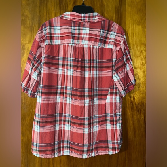 Men’s Mossimo Supply Co. button up tshirt - Picture 3 of 3